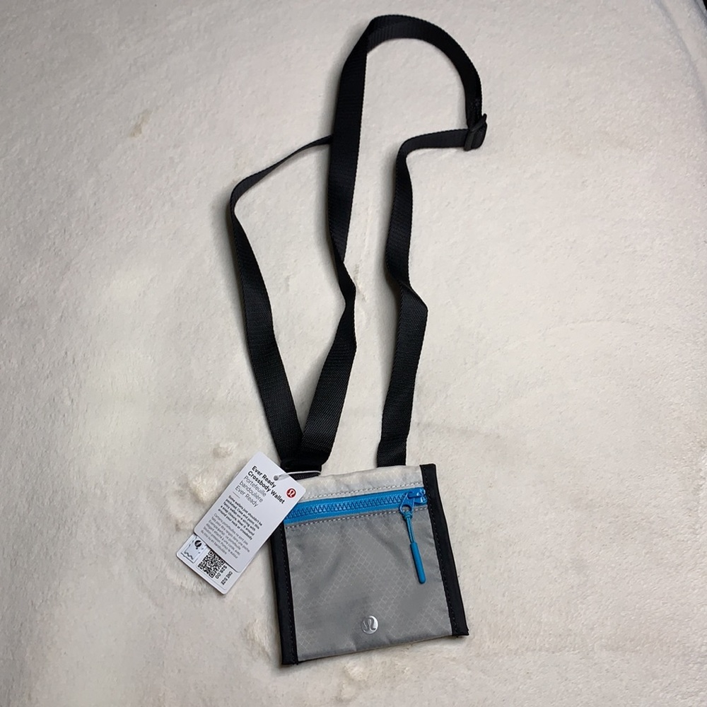 Lululemon Ever Ready Crossbody Wallet NWT - Picture 8 of 13